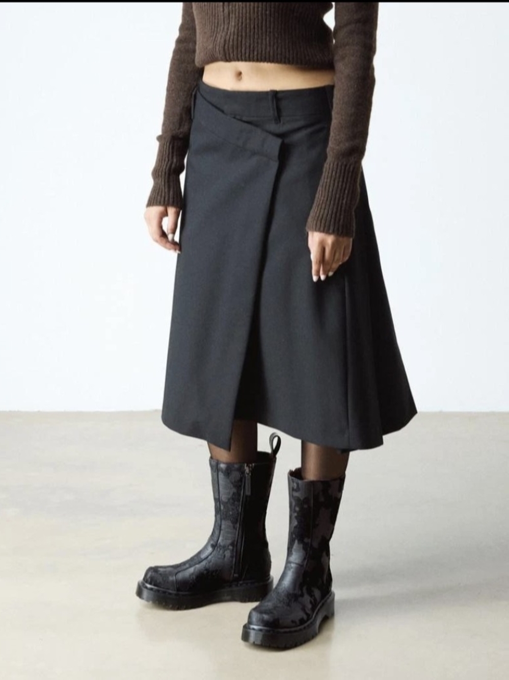 Dr. Martens Rejena Hair On Croc Emboss Leather Limited Edition Boots Black 6 - Picture 6 of 8